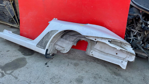 911 997 C2 Coupe Driver Side Door Sill and Rear Quarter Panel