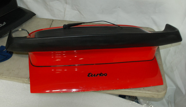 Porsche 911 930 turbo whale tail rear spoiler engine deck lid red 