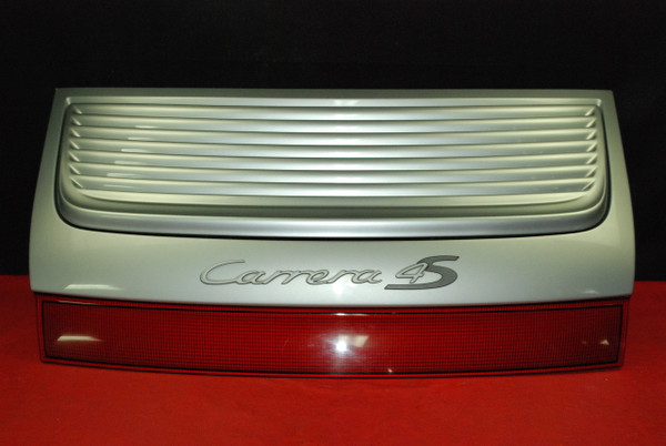 Porsche 911 996 Carrera C4S Engine Deck Lid Cover Decklid Center Reflector Tail