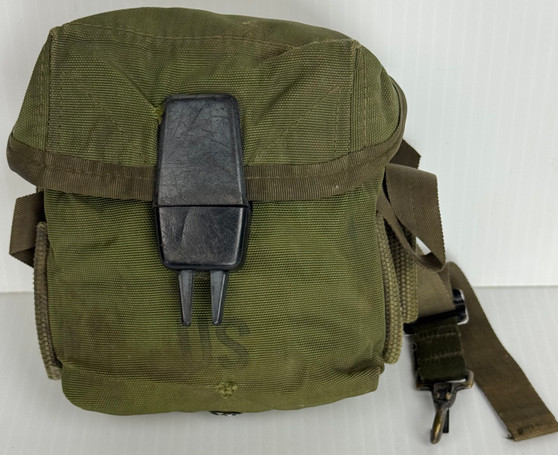 Vintage USGI M1967 ALICE 20rd M16 Mag Pouch, Vietnam Era Collector's Item