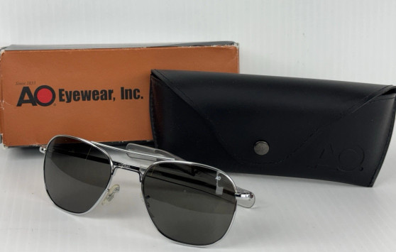 American Optical Original Aviator Pilot Sunglasses Unisex Silver Frame