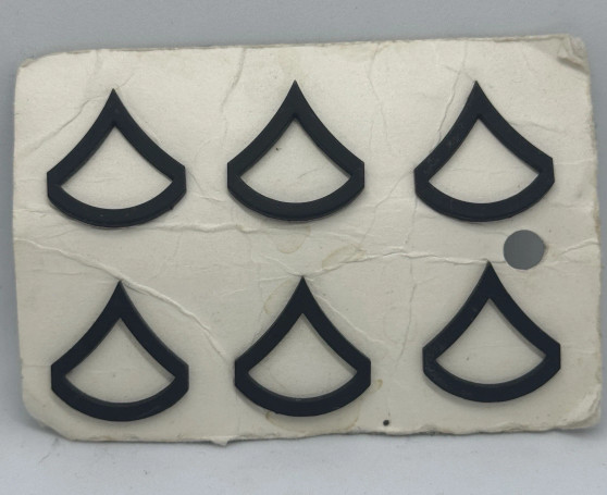 USGI US Army Private First Class (E3) Subdued Black Metal Rank Insignia Pins - Lot of 6 - New