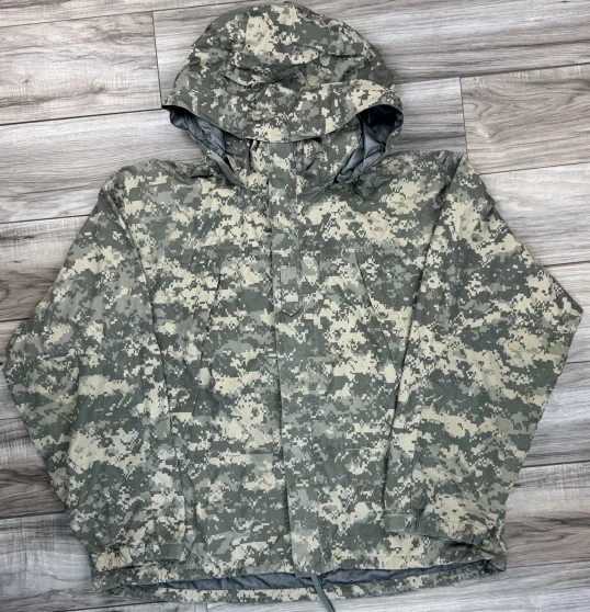 USGI ACU Gen III L6 Cold/Wet Weather ECWCS Jacket size Large Reg USED