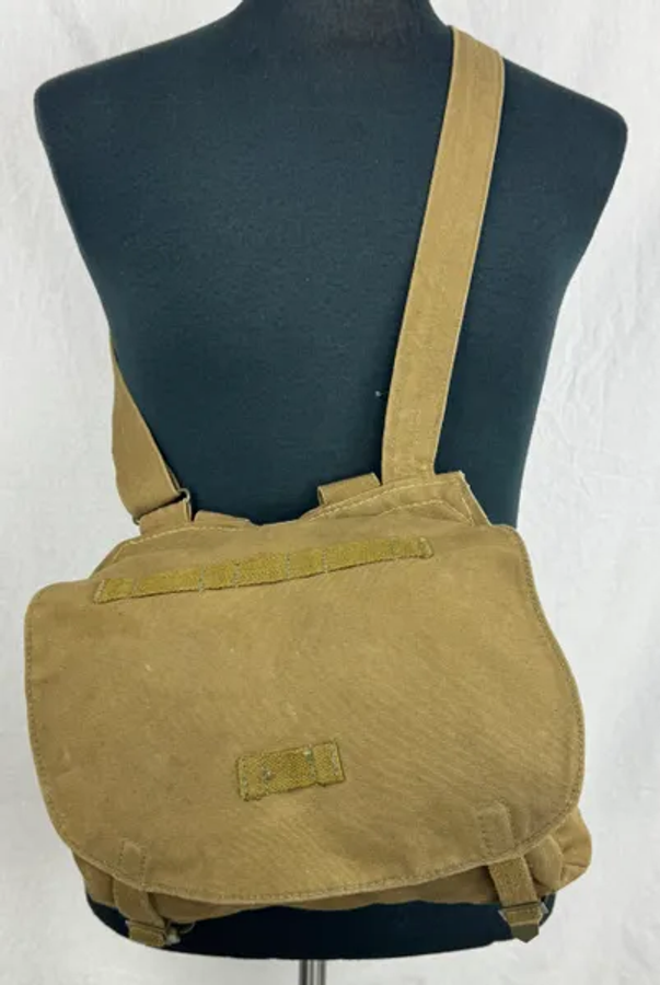 Vintage 1983 Czech Military Bread Bag Shoulder Bag Satchel w/Strap EUC