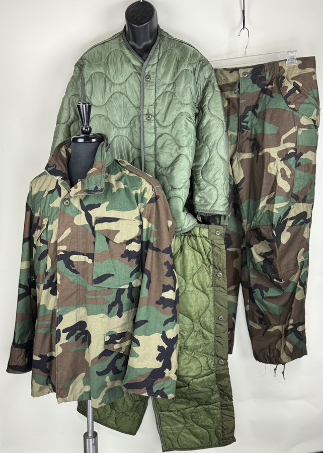 USGI 4-PC SET Woodland Camo M65 Field Jacket, Pants, w/Liners size Large EUC