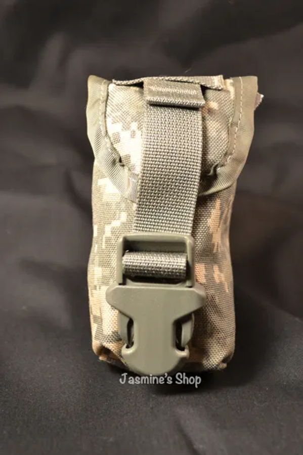 ACU MOLLE II - FLASHBANG GRENADE POUCH