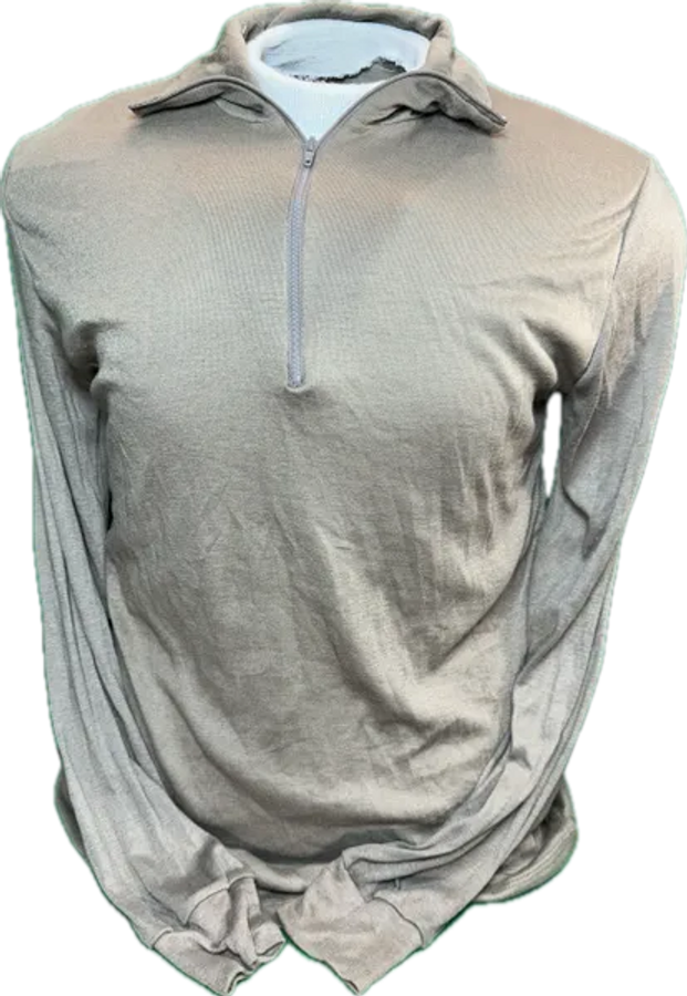 USGI LT-WT COLD WEATHER UNDERSHIRT | MEDIUM | USED