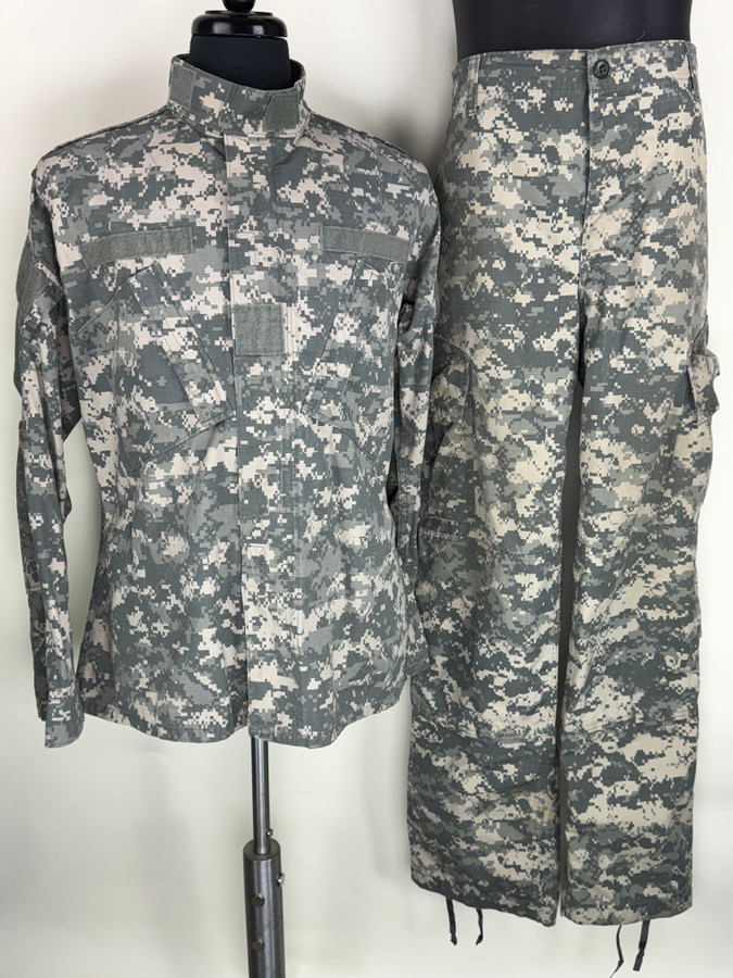 USGI Army ACU Digital Camo BDU Combat Uniform Shirt & Pants Set| Medium Reg USED