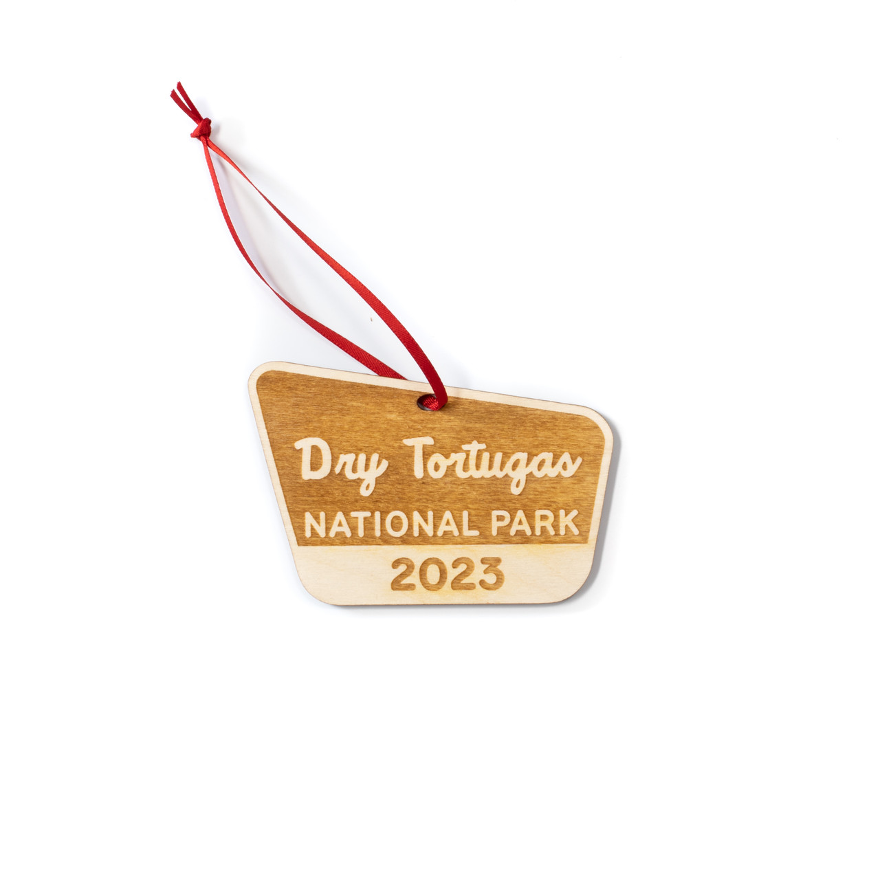 A charming engraved wooden ornament of Dry Tortugas National Park: A perfect souvenir to remember the stunning landscapes and natural beauty of the park.