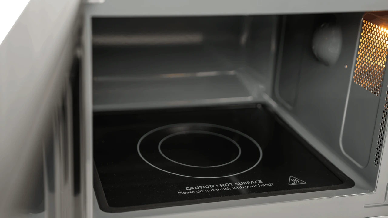 NCE 23L Flatbed Microwave 900W Black