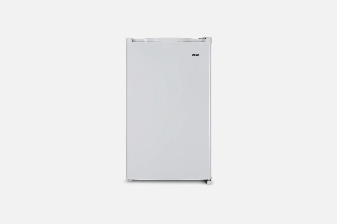 CHiQ 125L Single Door Bar Fridge White