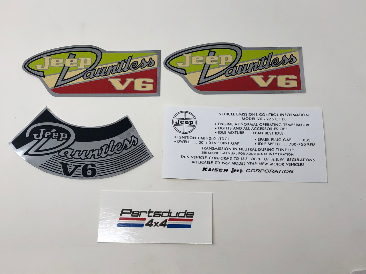 1967 Dauntless 225 V6 Decal set