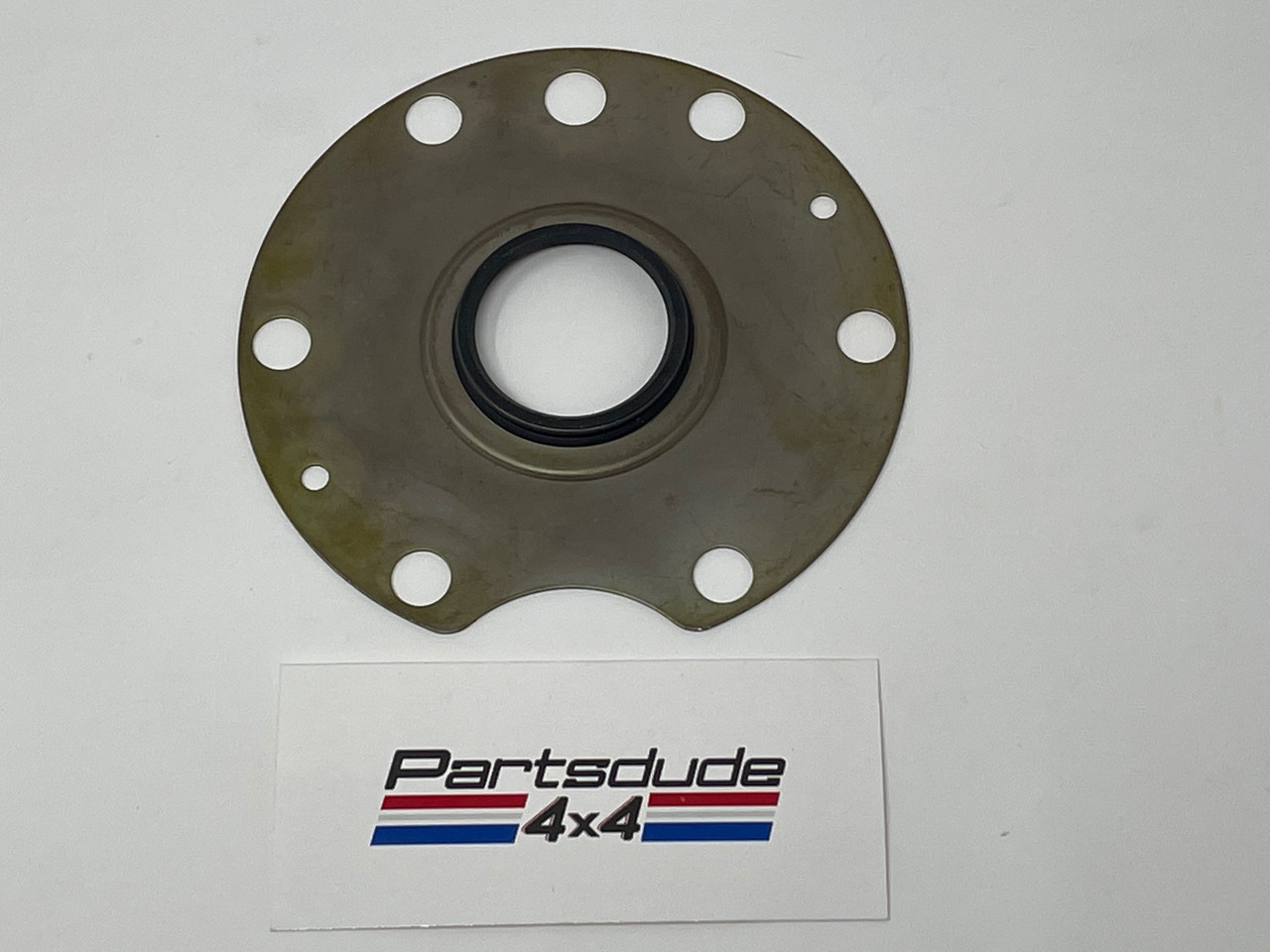 ddd  Axle seal, Dana 44 tapered axle with 10