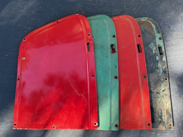 Used LH door panel with armrest clip rectangular hole