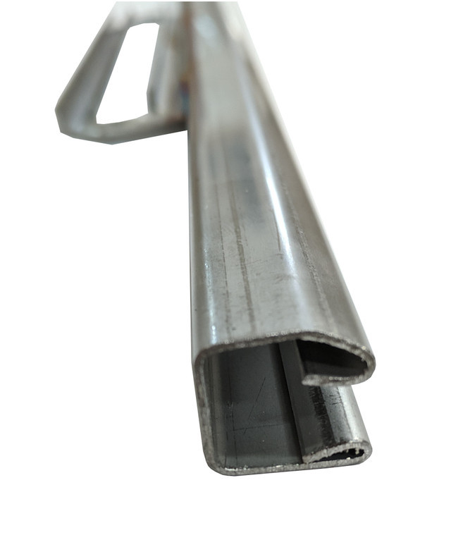 Door window lifter channel, right front