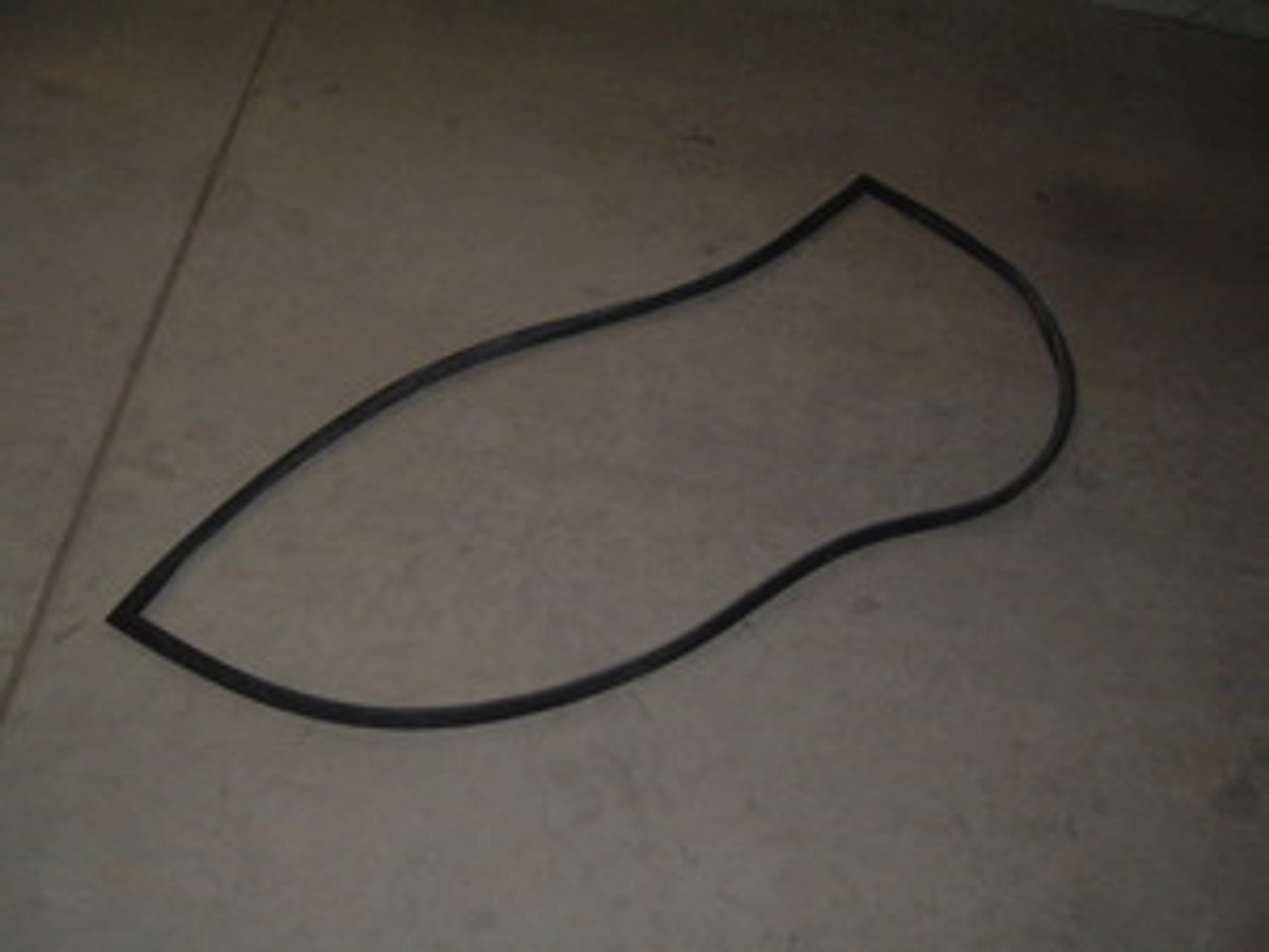 Windshield seal, 1966-1973 Jeepster/Commando