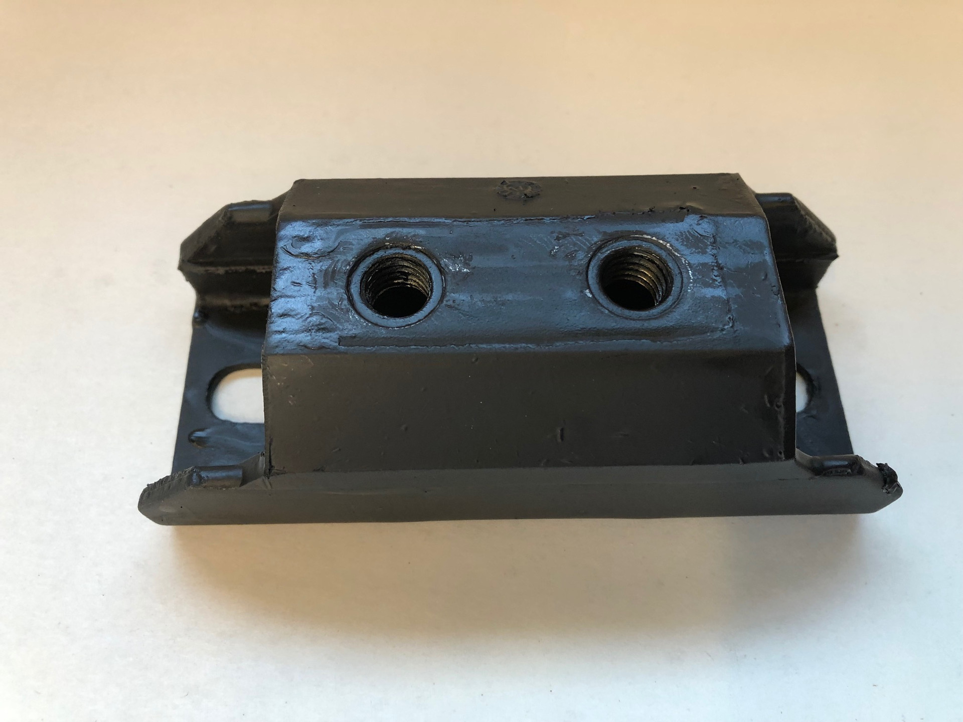 Transmission mount TH400 Partsdude4x4