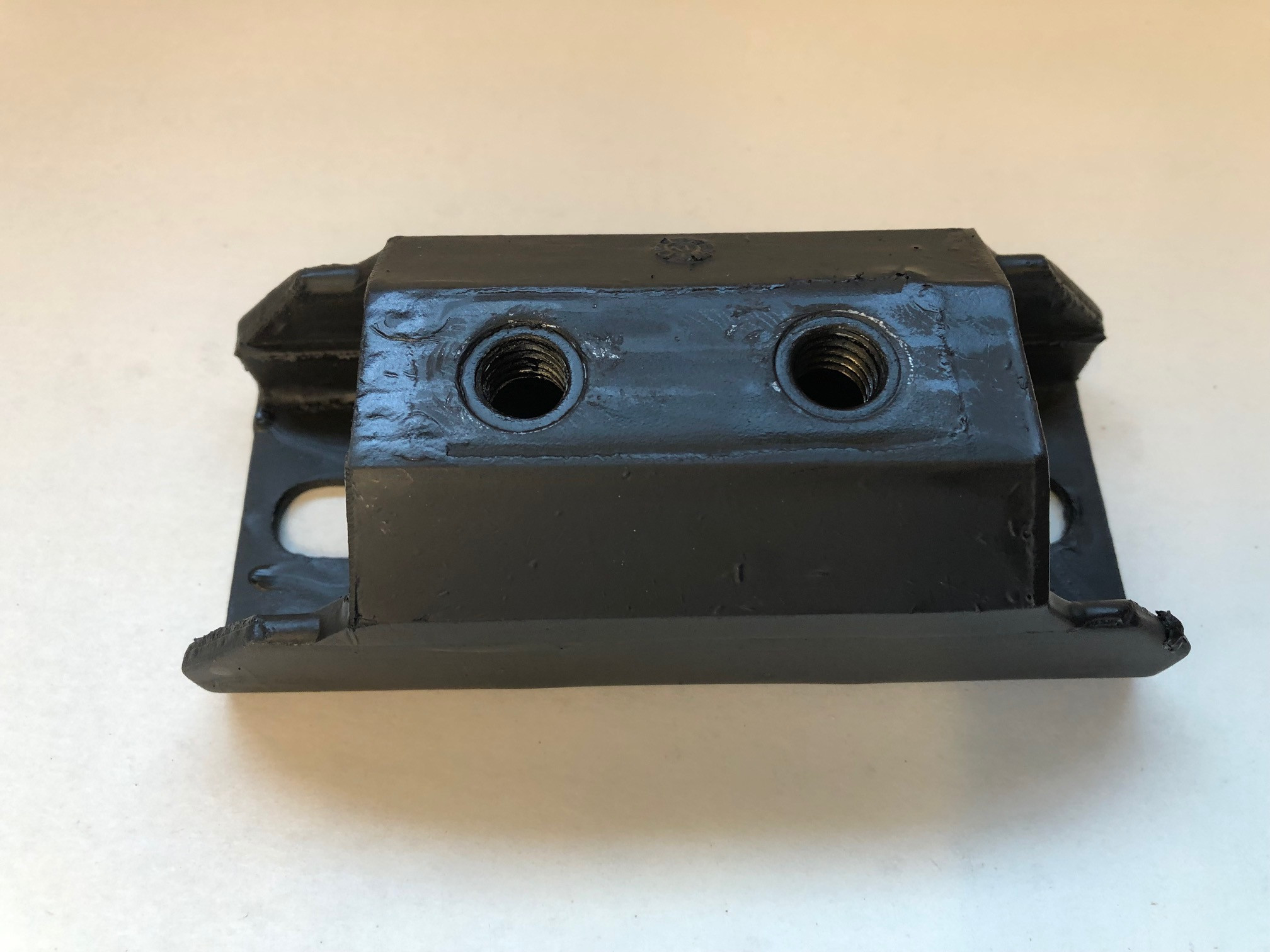 Transmission mount TH400 Partsdude4x4