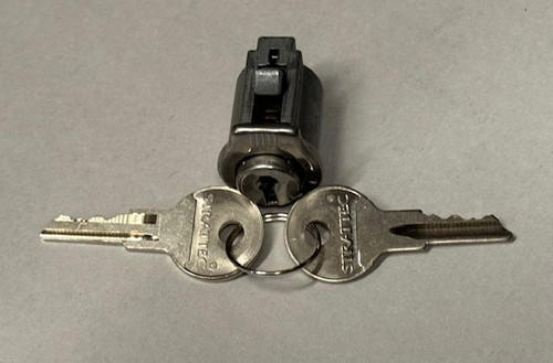 Glove box/console lid lock, NOS with generic keys