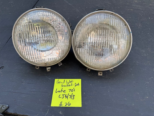 Used headlight bucket set #26