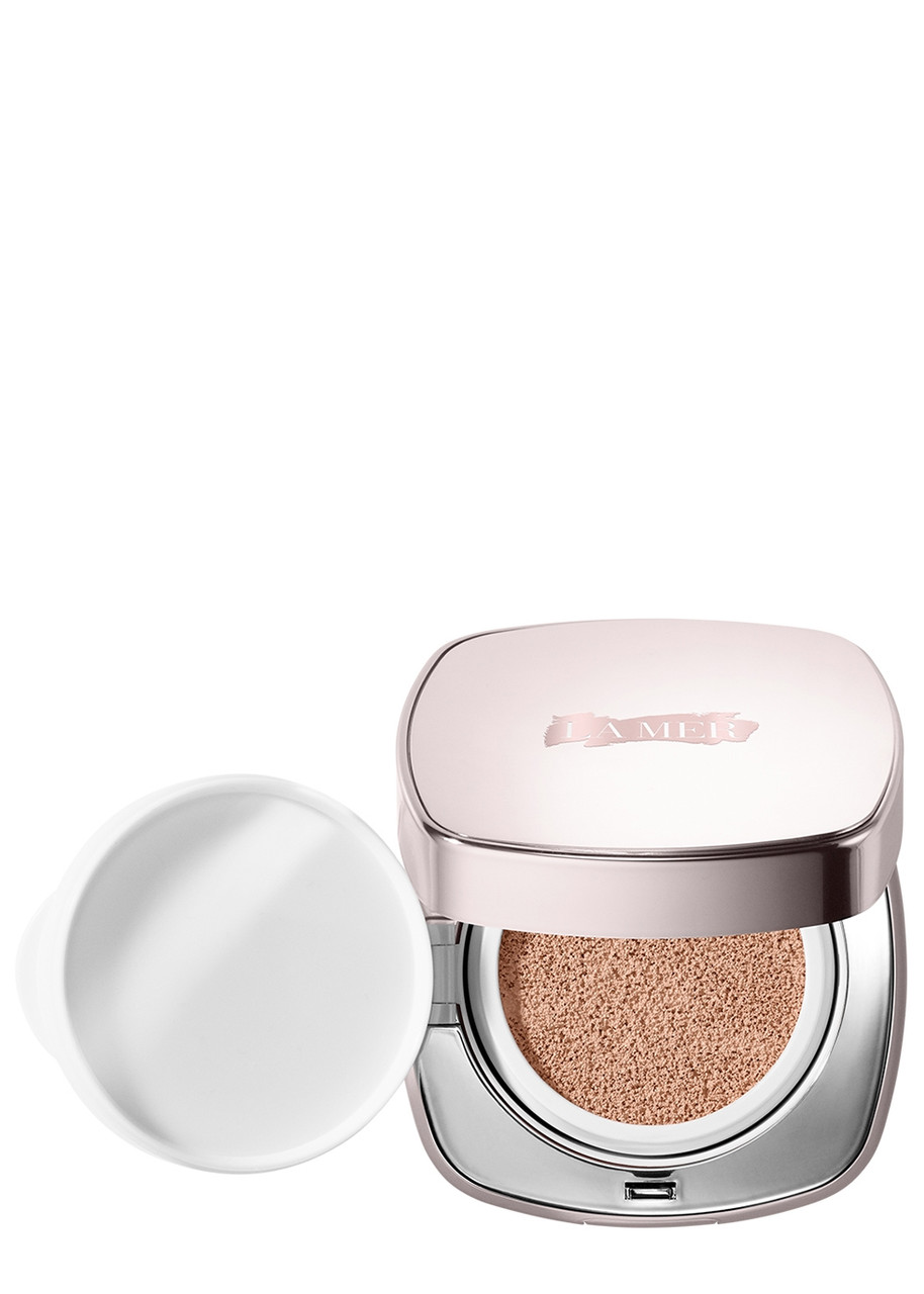 LA MER The Luminous Lifting Cushion Foundation SPF20 | Harvey Nichols