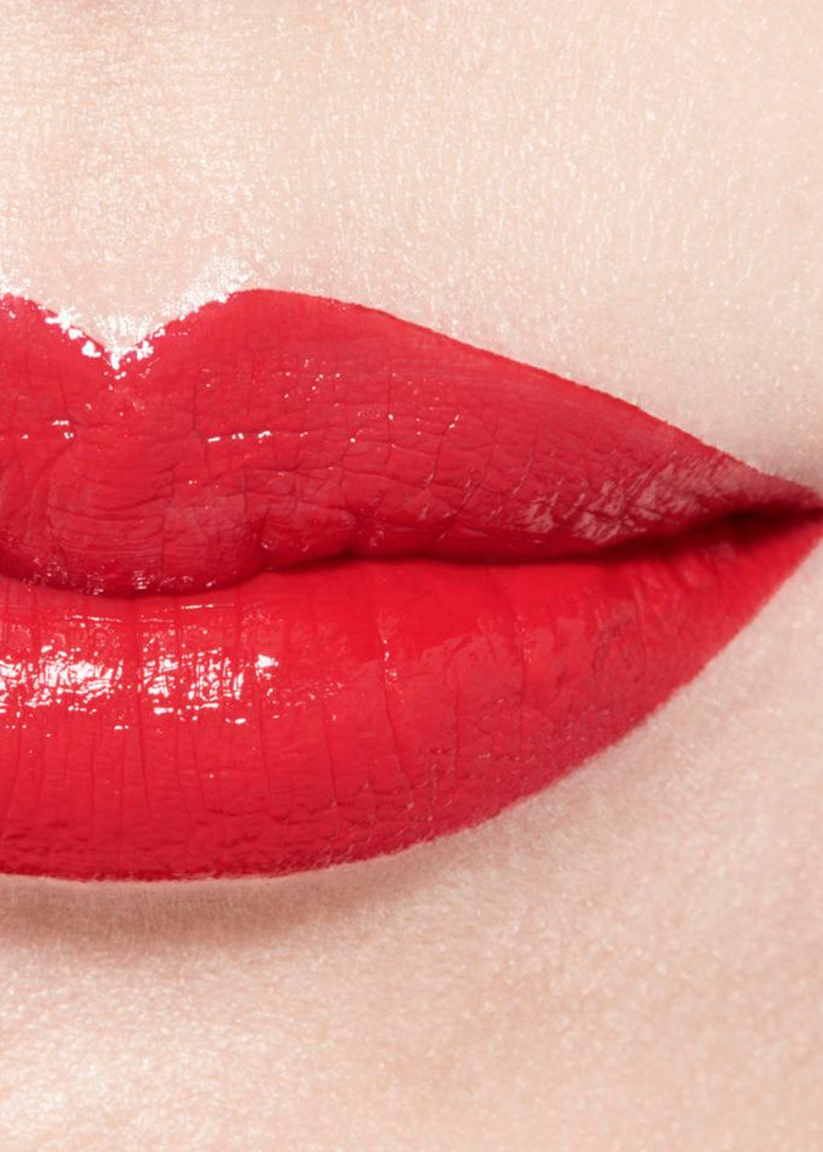 CHANEL ROUGE COCO BLOOM ~ Hydrating and Plumping Lipstick. Intense