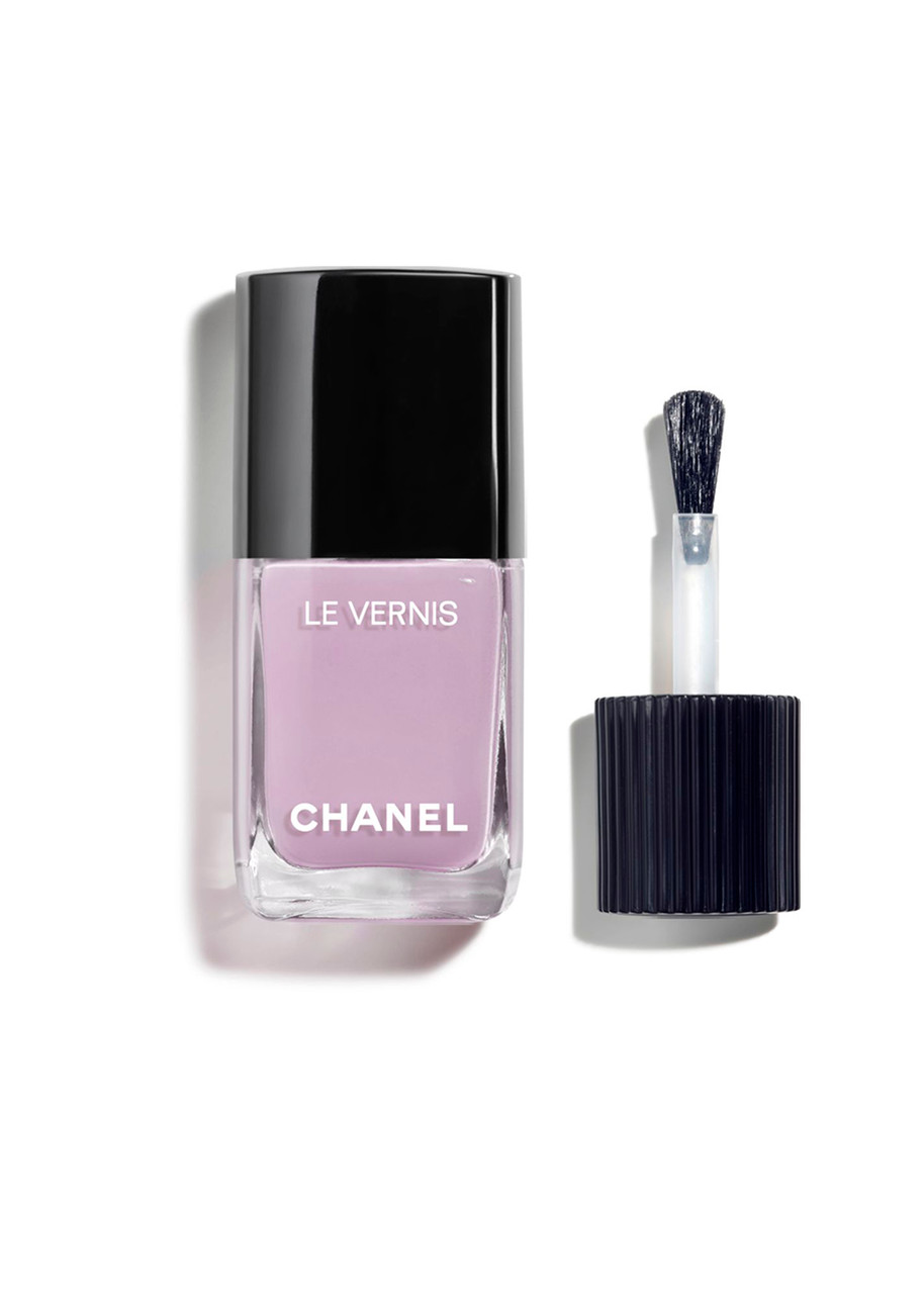 CHANEL LE VERNIS ~ Nail Colour | Harvey Nichols