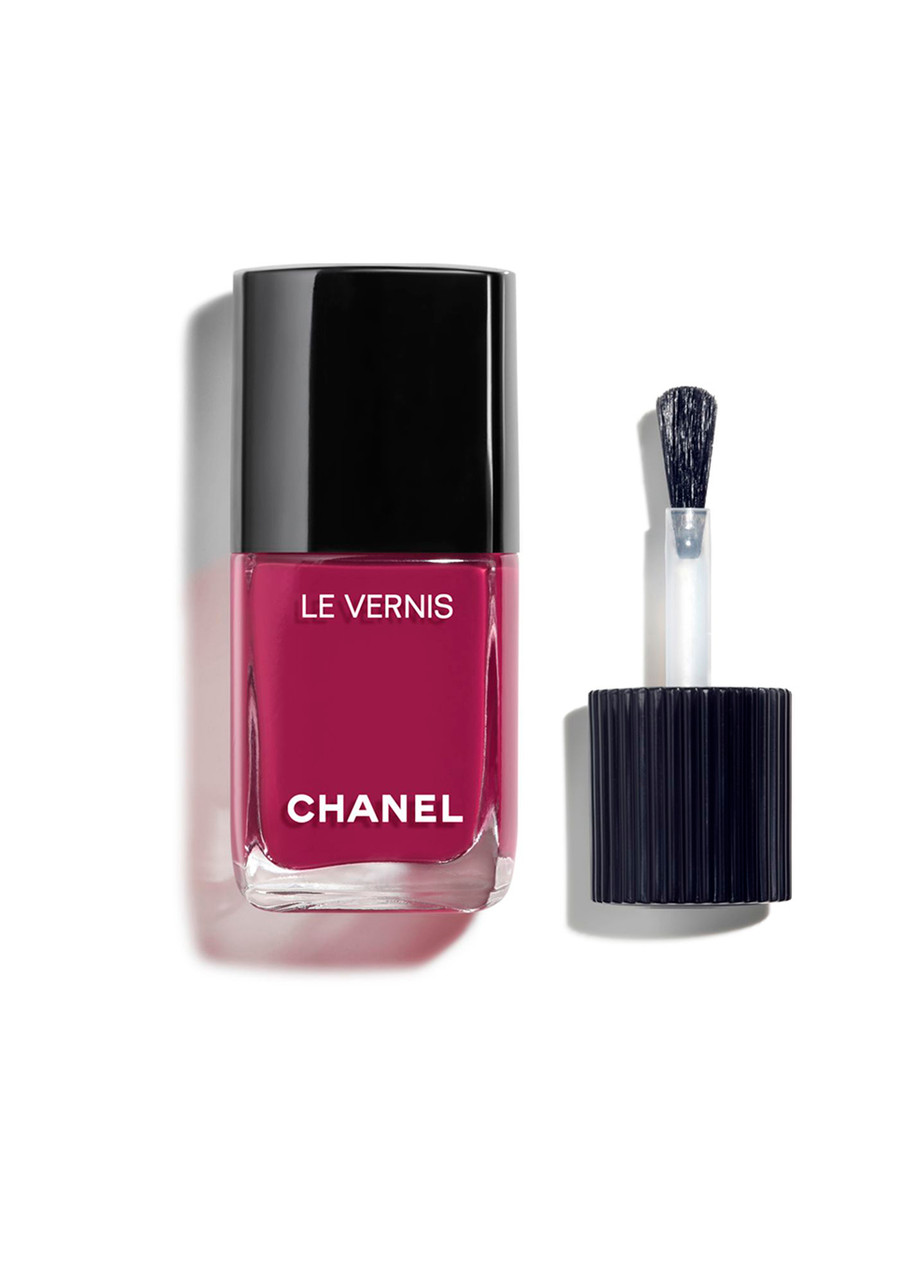 CHANEL Le Vernis ~ Nail Colour | Harvey Nichols
