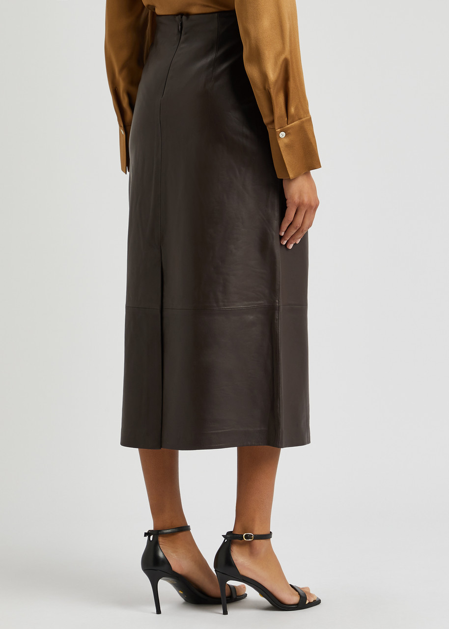 Leather midi skirt in brown - Vince