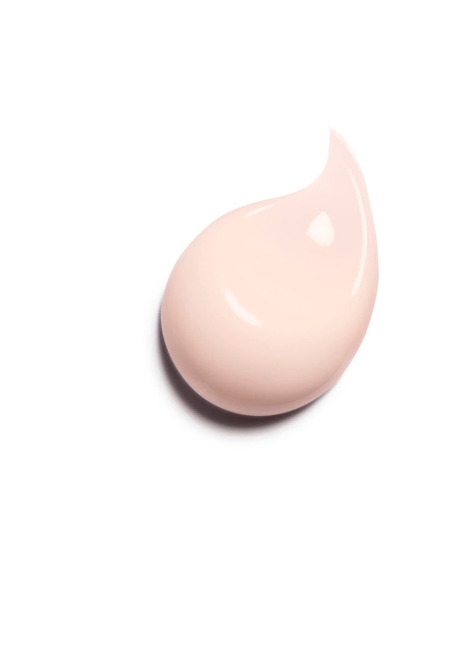 CHANEL LE LIFT ~ The Smoothing, Even-Toning and Replenishing Hand