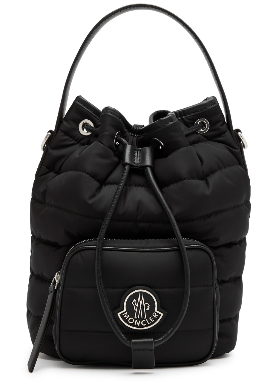MONCLER バッグ 　KILIA　バケットバッグ　ロゴ MONCLER Kilia quilted shell bucket bag | Harvey Nichols