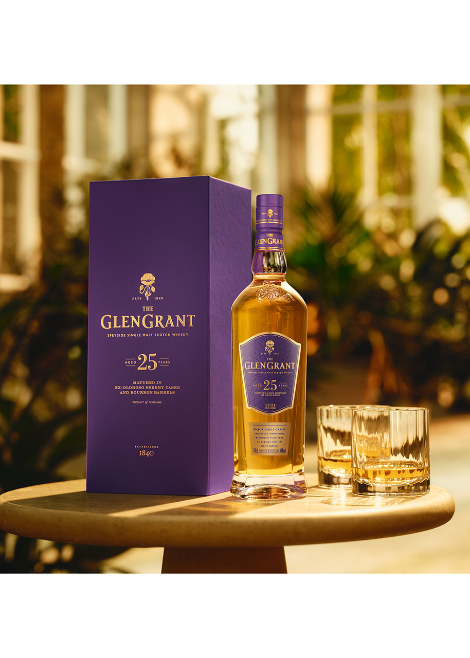 GLEN GRANT 25 Year Old Speyside Single Malt Scotch Whisky | Harvey