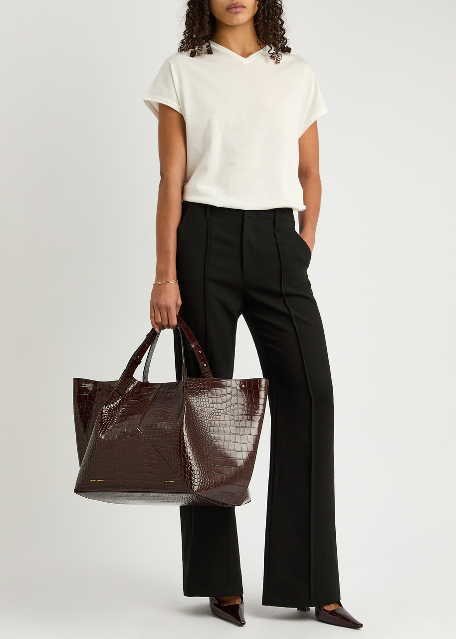 ■Victoria Beckham■W11 クロコダイル柄レザートートバッグ VICTORIA BECKHAM W11 crocodile-effect leather tote | Harvey