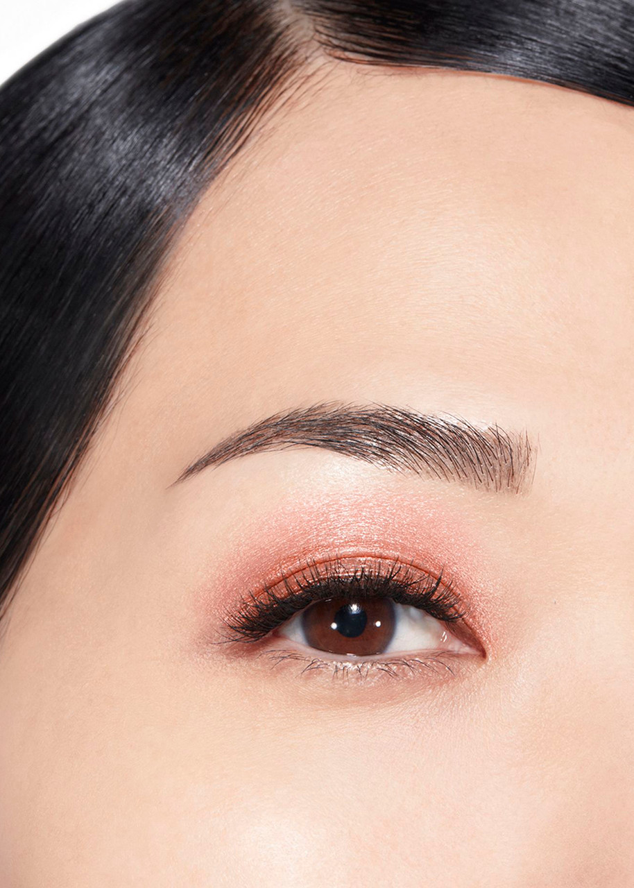 CHANEL OMBRE ESSENTIELLE ~ Multi-Use Longwearing Eyeshadow