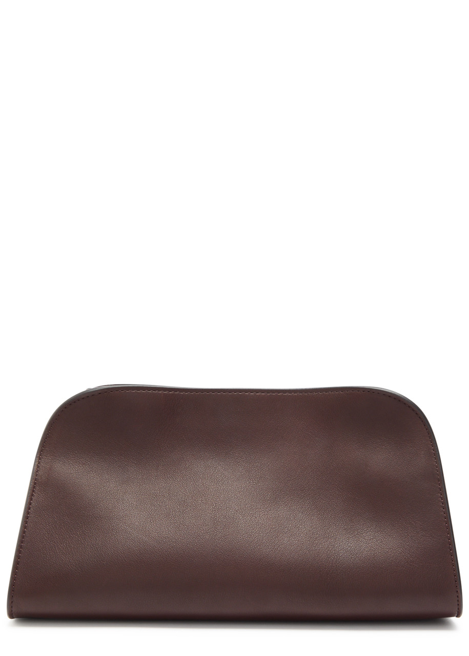 Peggy brown leather clutch