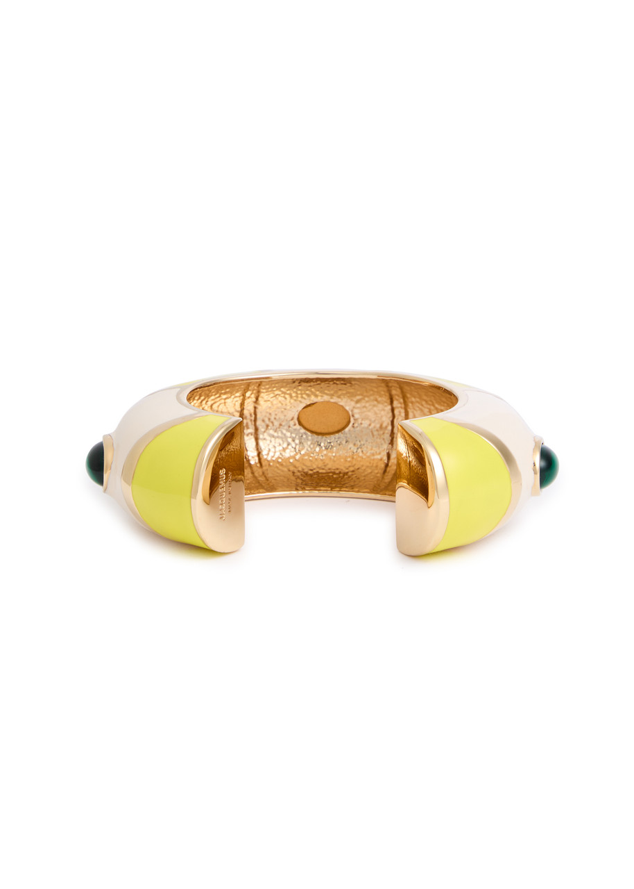 【関税&送料込み】Jacquemus Le Bracelet Rayures Bracelet JACQUEMUS Le Bracelet Rayures enamelled cuff | Harvey Nichols