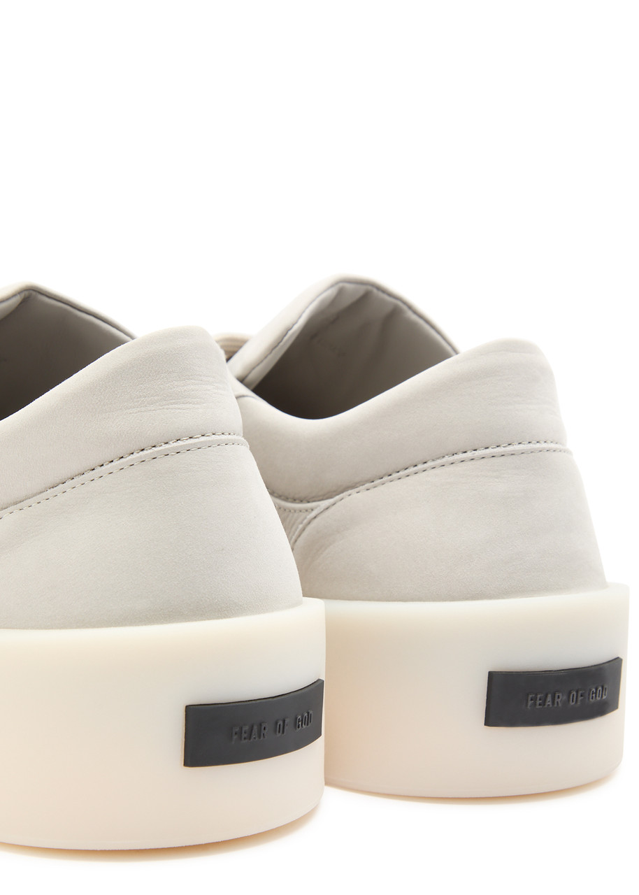 【FEAR OF GOD】 Aerobic エアロビック ヌバック スニーカー FEAR OF GOD Aerobic nubuck sneakers | Harvey Nichols