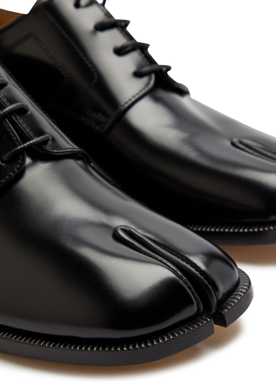 MAISON MARGIELA Tabi leather pumps | Harvey Nichols