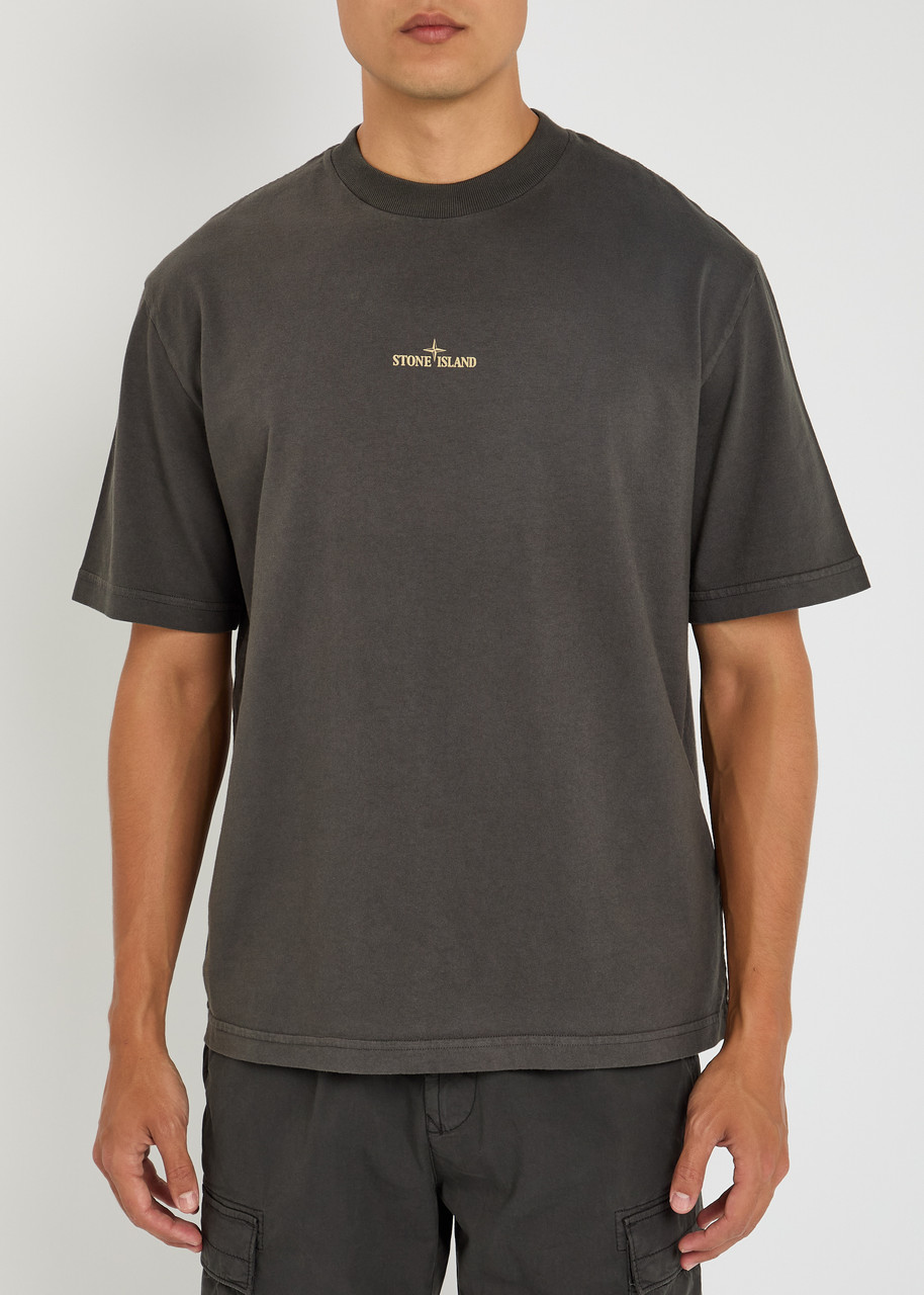 Stone  ダークグレー Tシャツ STONE ISLAND Logo-printed cotton T-shirt | Harvey Nichols