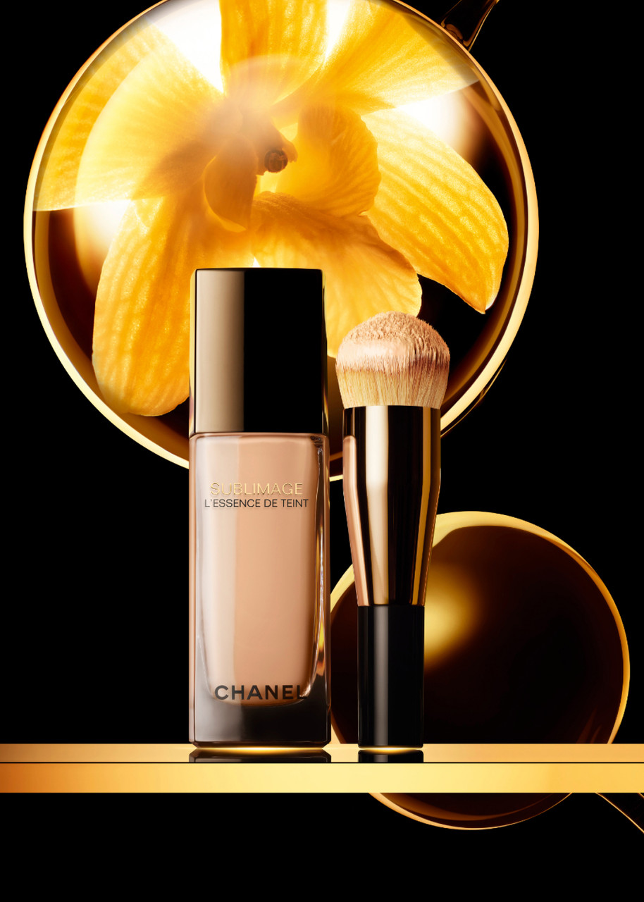 CHANEL SUBLIMAGE L'ESSENCE DE TEINT ~ Ultimate Radiance-Generating