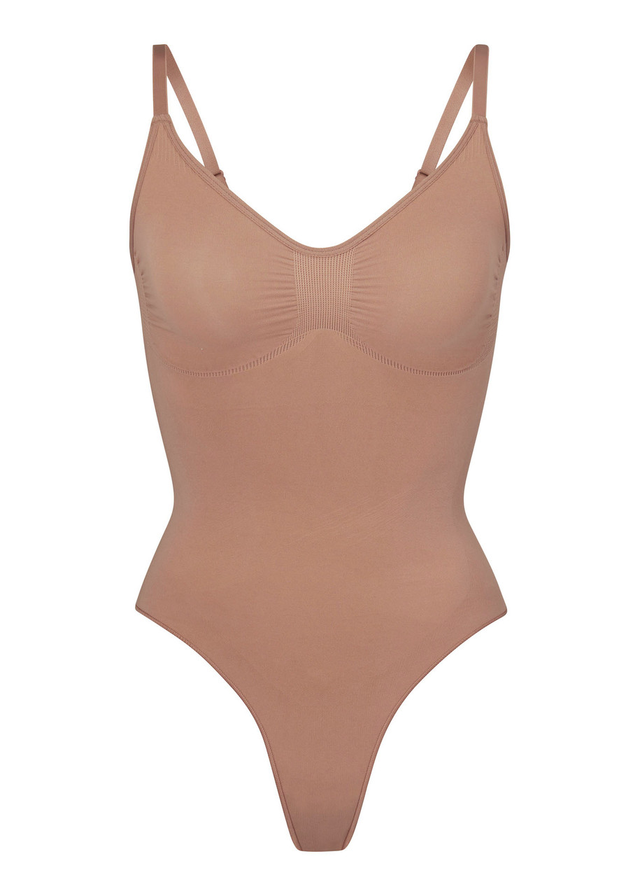 バレエ SKIMS THONG BODYSUIT SKIMS Seamless sculpt thong bodysuit | Harvey Nichols