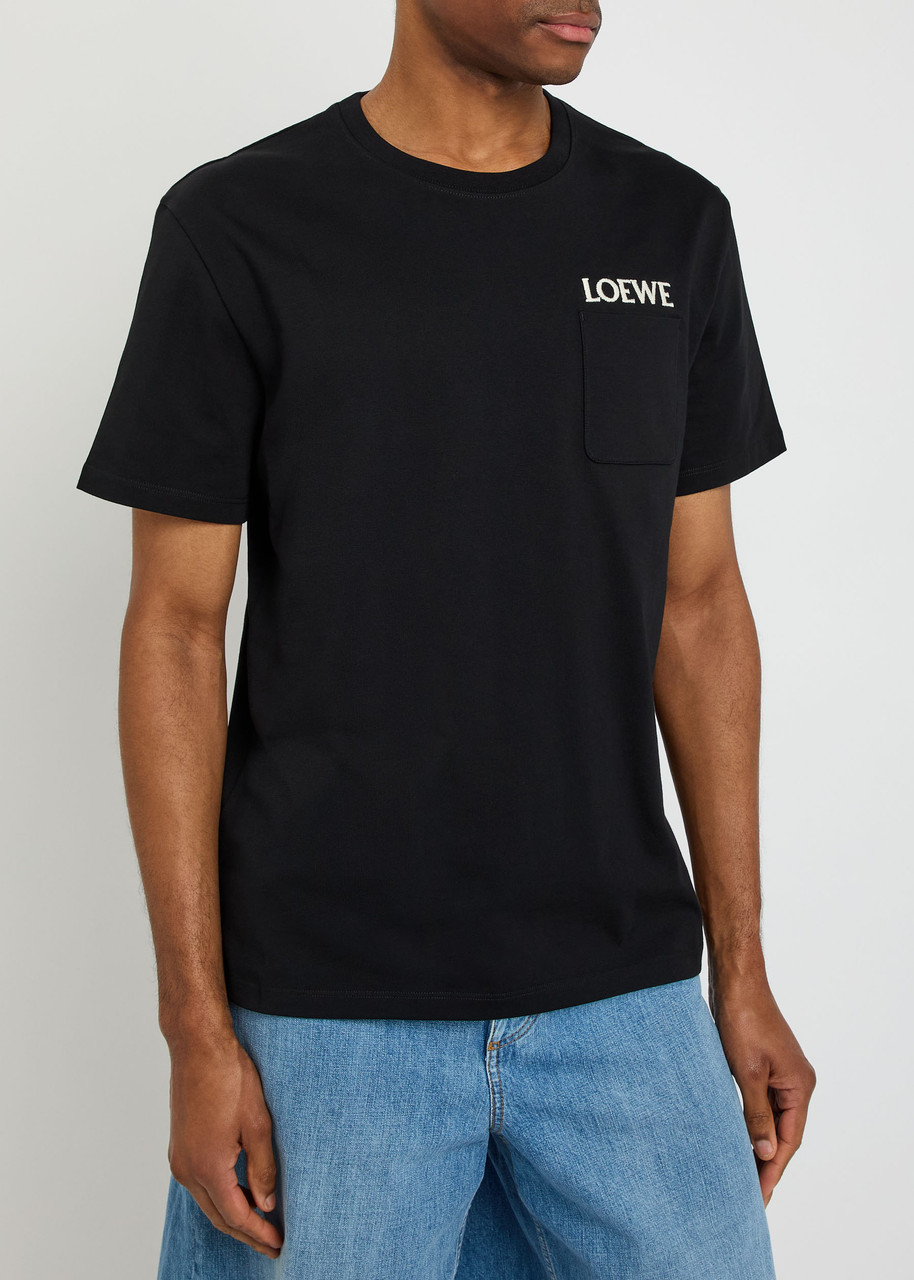 デコピンさん専用LOEWE ブラック Tシャツ ロゴポケット デコピンさん専用LOEWE ブラック Tシャツ ロゴポケット LOEWE chest