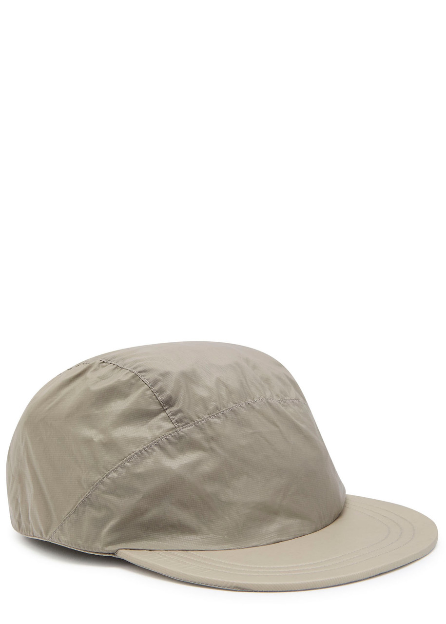 HIKING PATROL Orbit Technical water-resistant nylon cap | Harvey