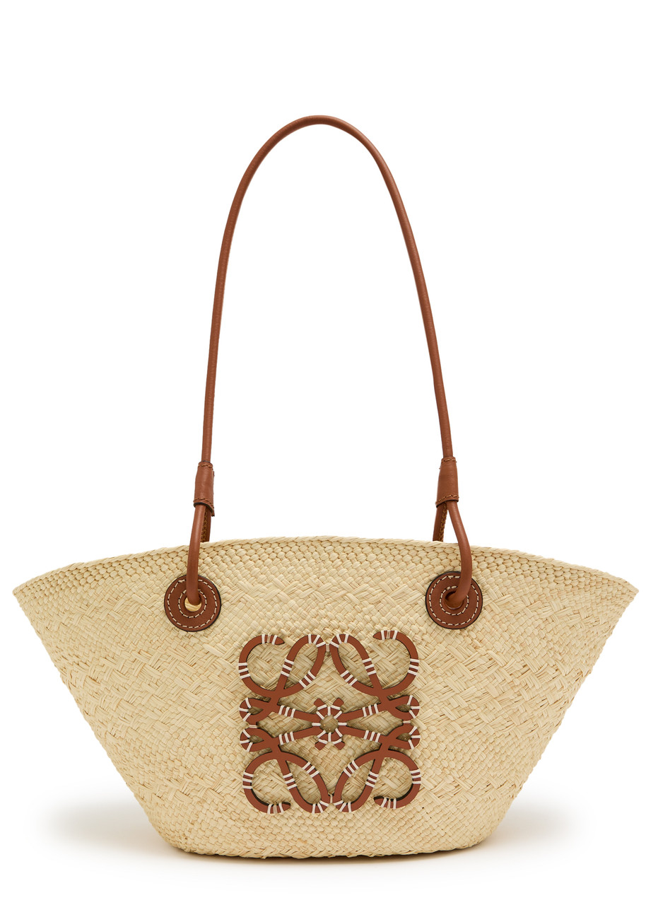 バッグ LOEWE Small Straw Bag with Anagram Charm LOEWE Anagram small raffia basket bag | Harvey Nichols