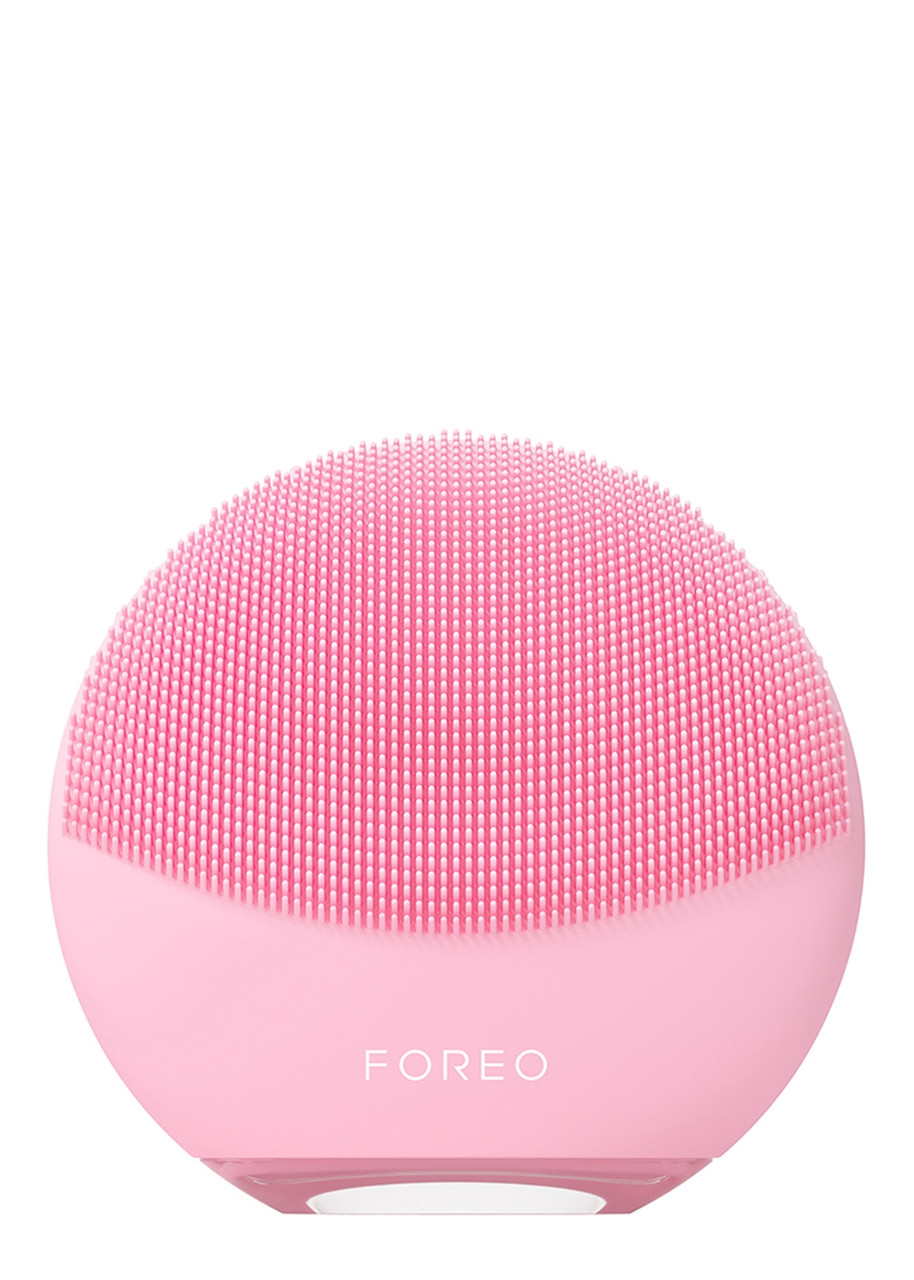 FOREO LUNA™ 4 Mini Smart 2-Zone Facial Cleansing Device - Pearl