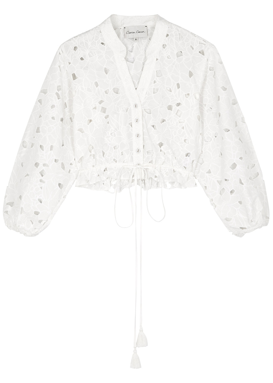 Cara Cara Perrin White Embroidered Cropped Cotton top - L