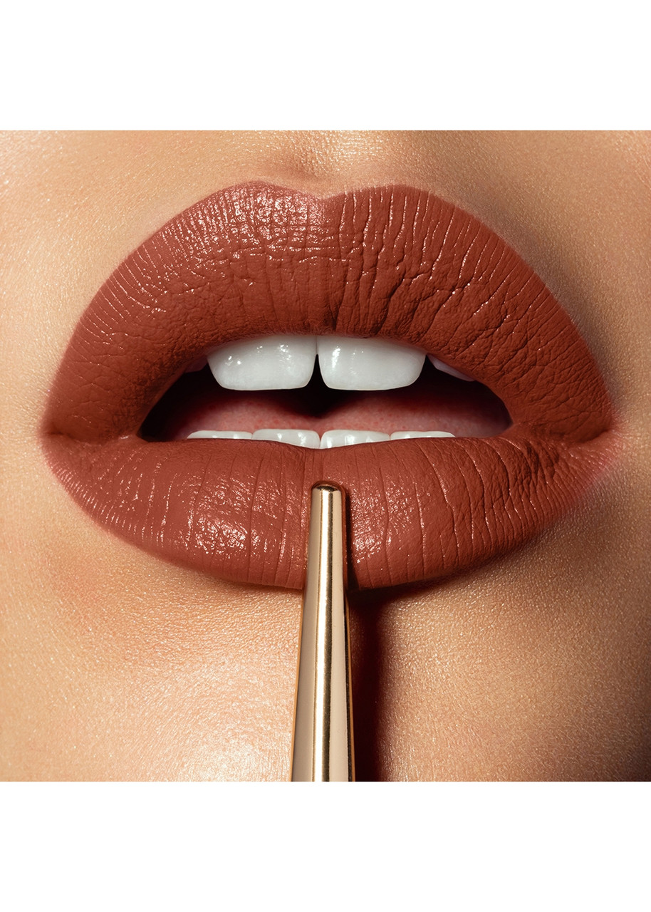 Hourglass Confession Lipstick In You Make Me