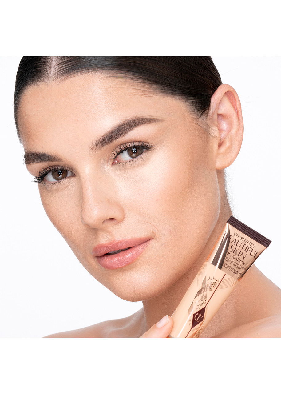 CHARLOTTE TILBURY CHARLOTTE TILBURY BEAUTIFUL SKIN FOUNDATION, FOUNDATION, 4 WARM