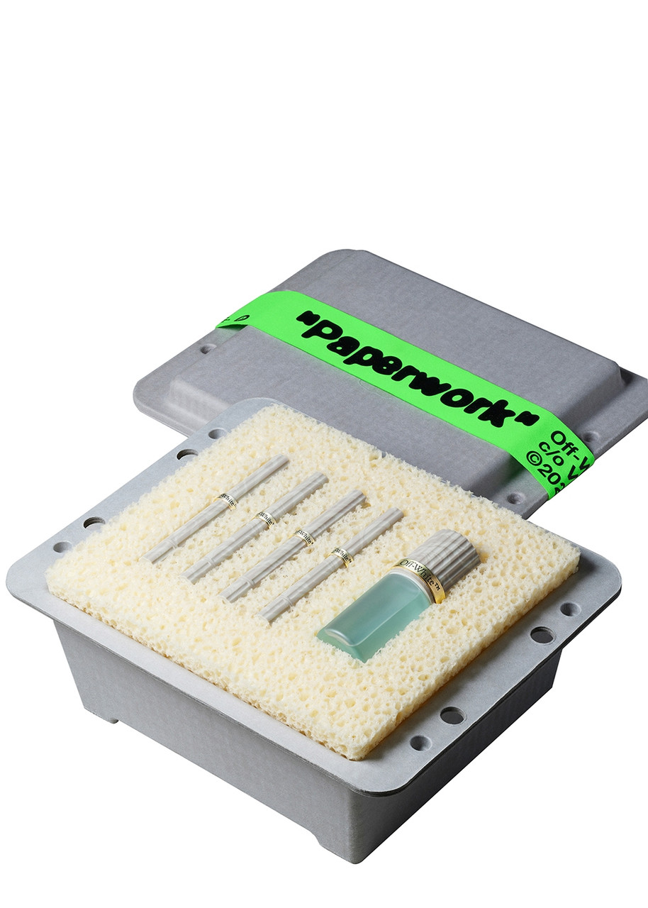 Off-white Imprint Box