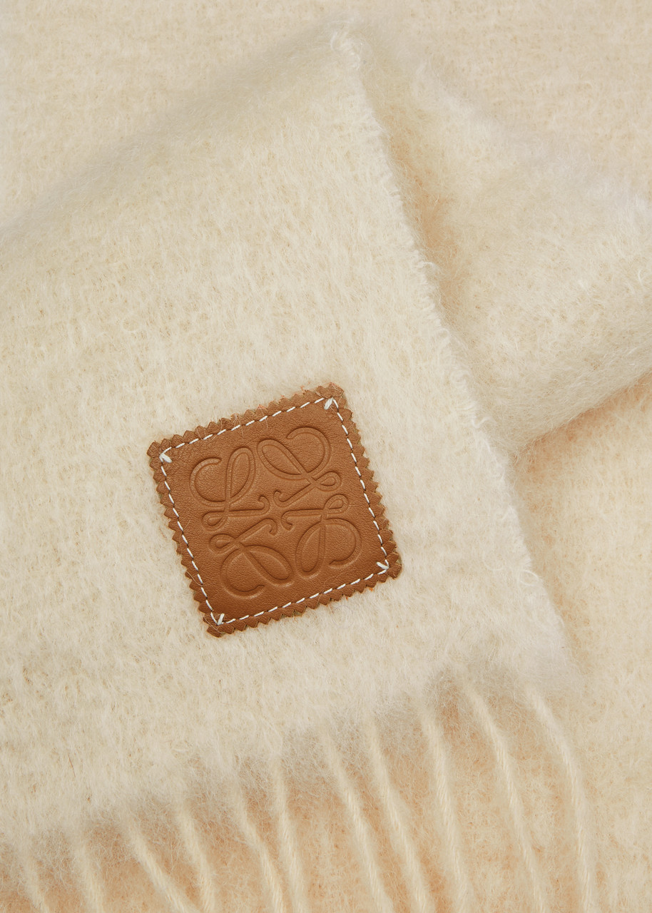  Loewe Mohair-blend Scarf - White 